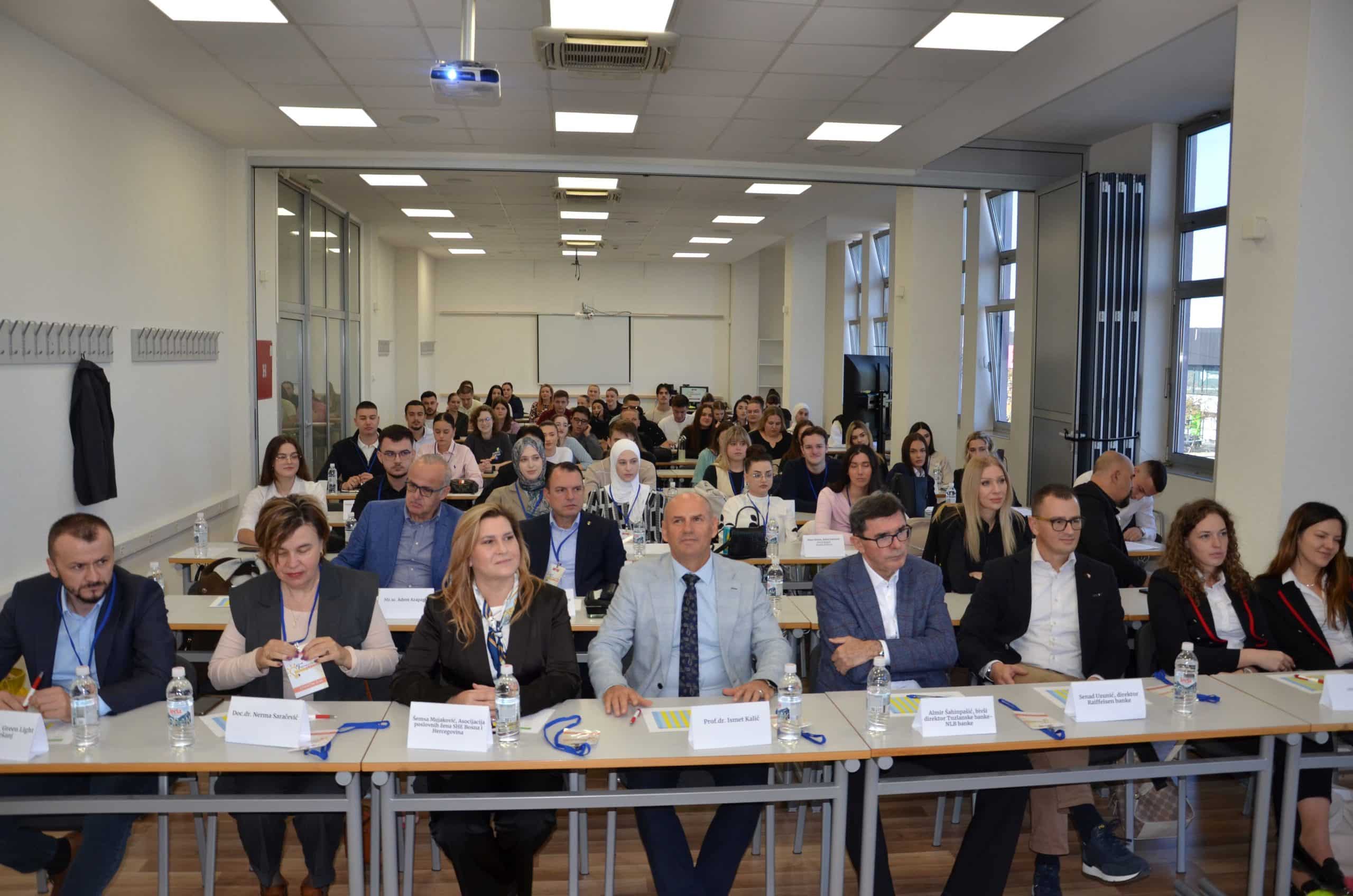 Žiri i publika tokom takmičenja