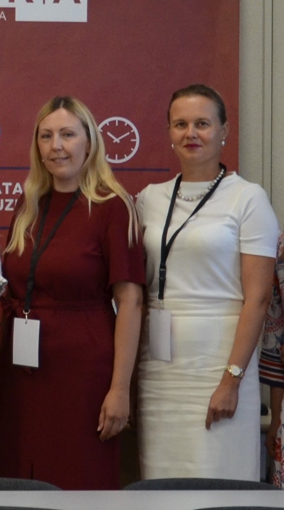 Lena Sigurnjak i Sanja Knežević-Kušljić