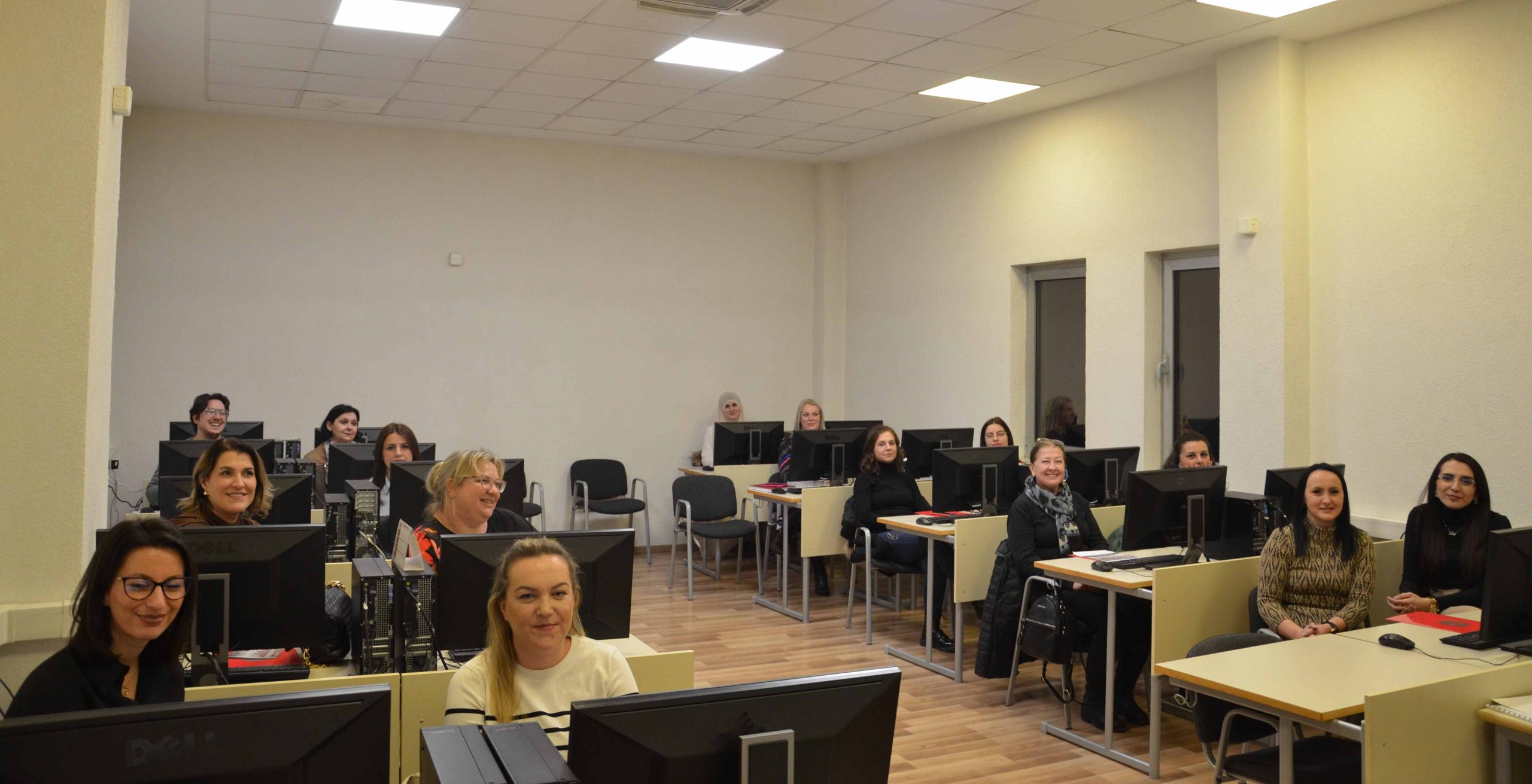 Foto galerija edukacije FINconsult