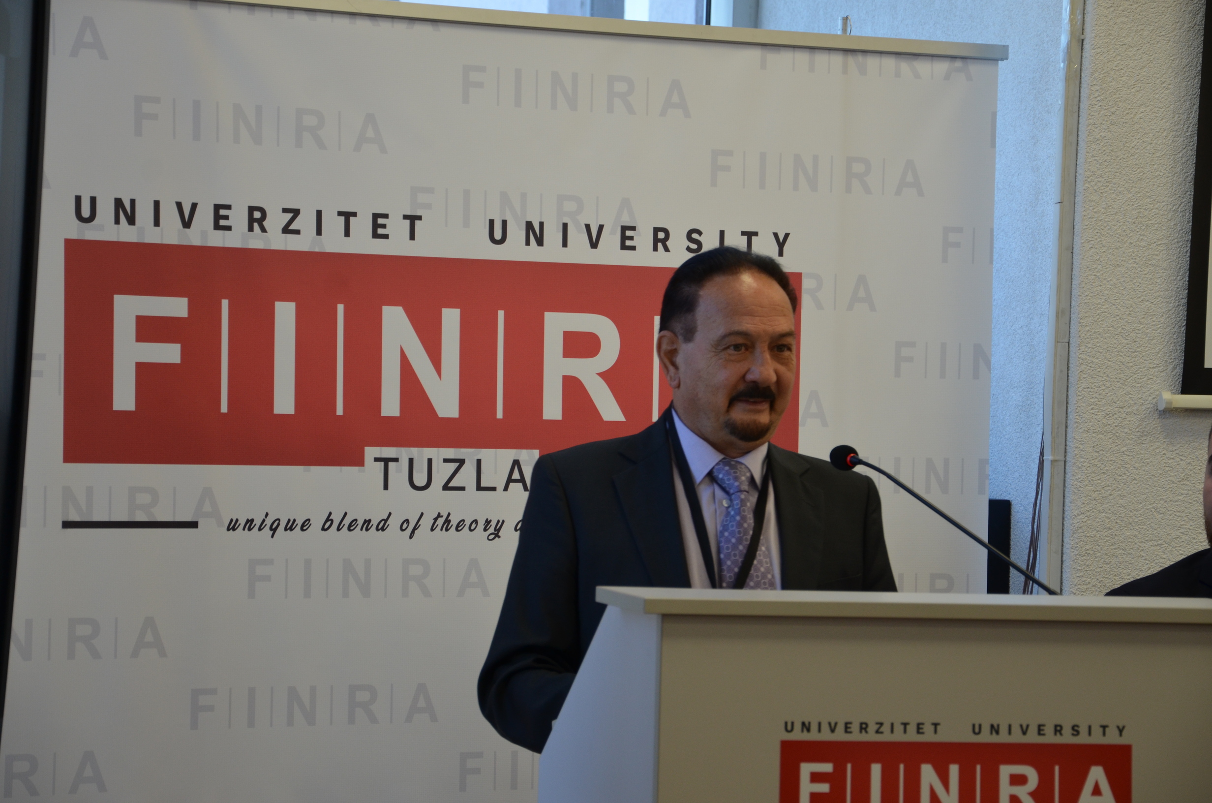 Vinko Belak